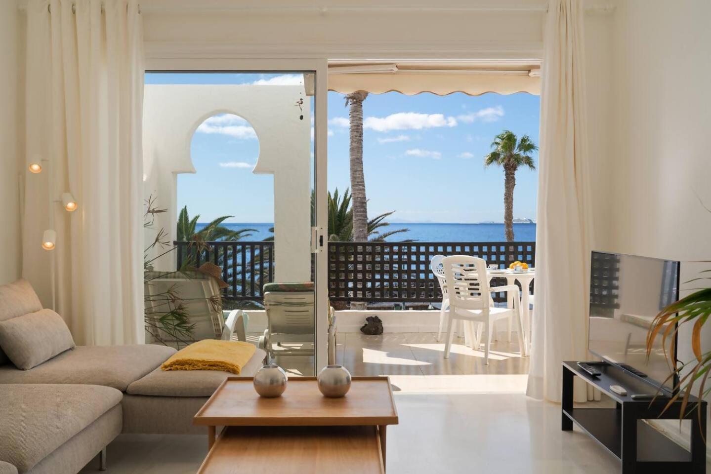 Magnifico Alojamiento Con Vistas Al Oceano Costa Teguise Eksteriør bilde